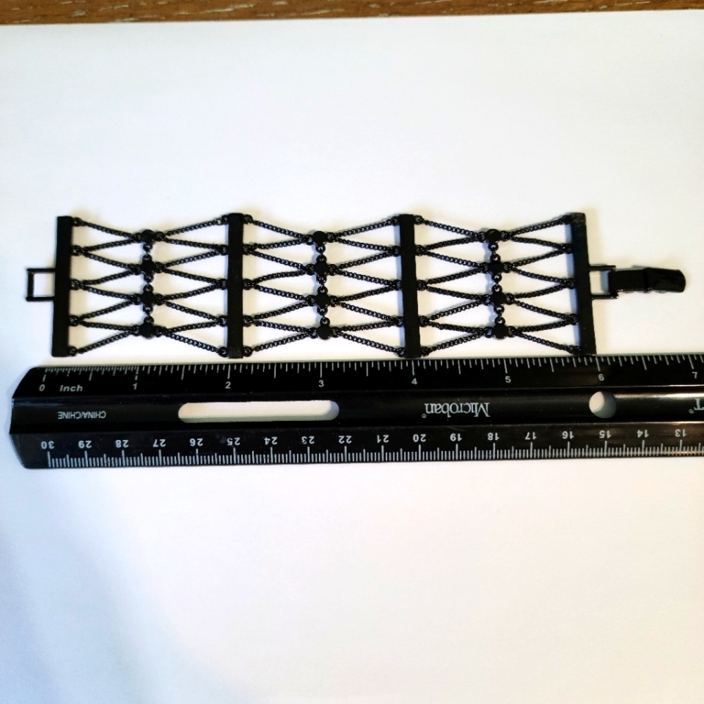 Guess Bracelet - Picture 3 of 3